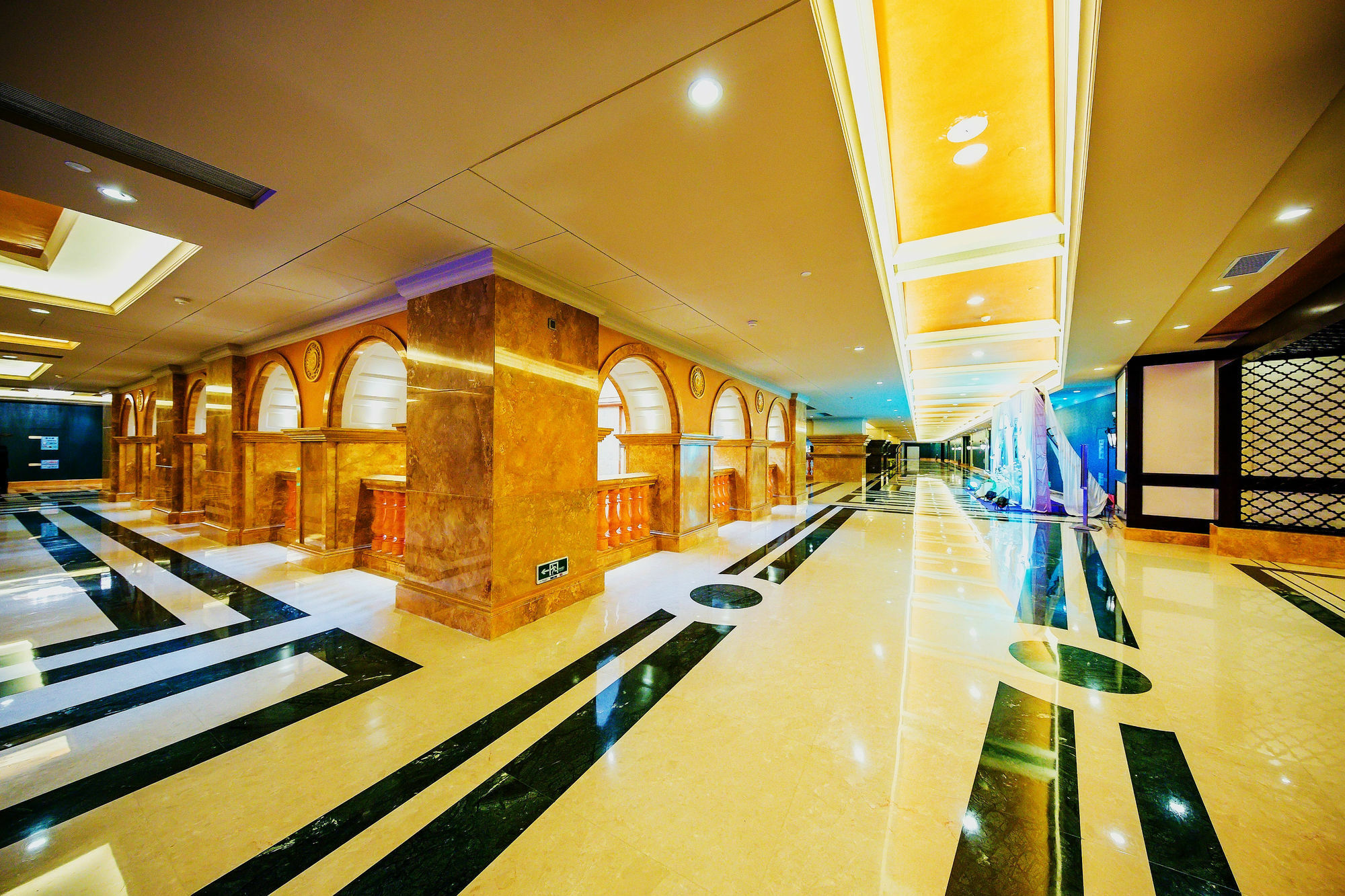 Malachite Hotel Dongguan Dongguan  Esterno foto